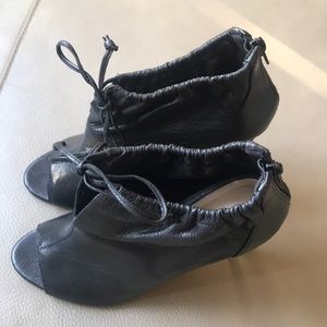 Sexy black Aldo booties